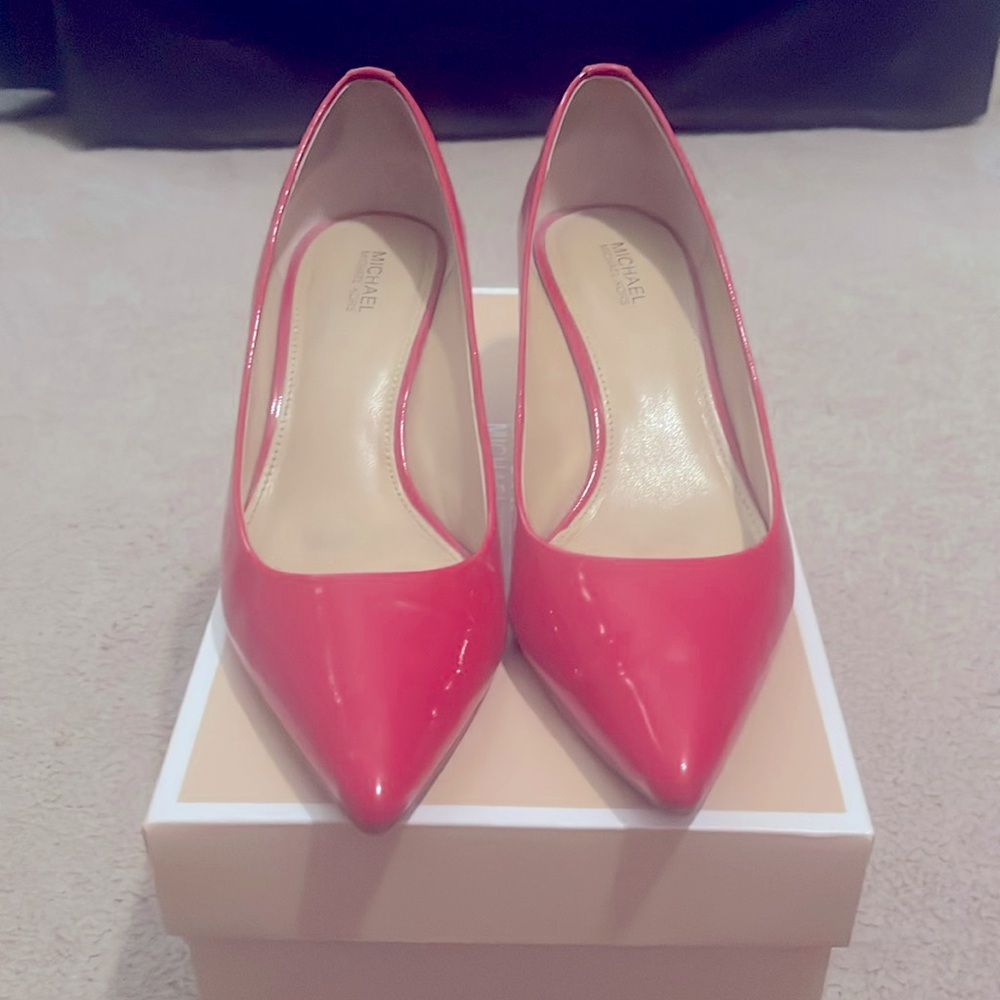 Michael Kors Kitten Heels Sz 7
